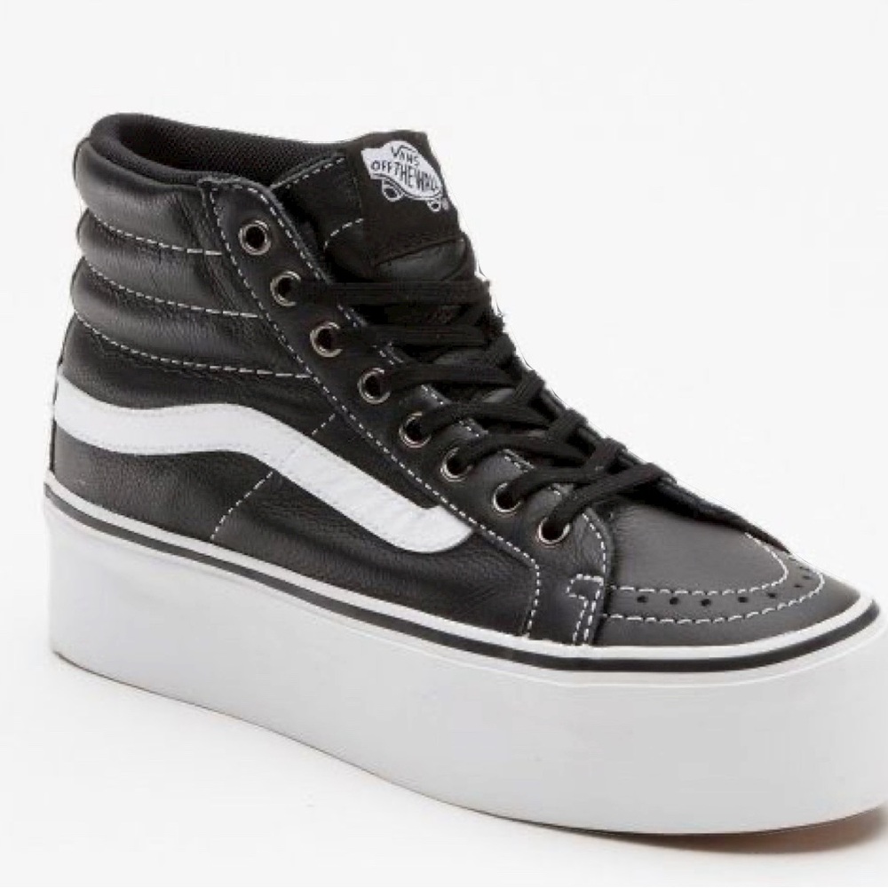 SOLD🔥 Vans  Sk-8 Hi platform leather sneakers